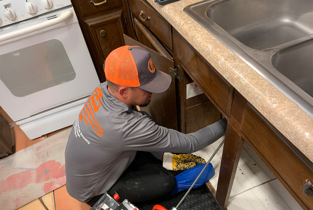 Smart Plumbing Tips to Help YOU Save Money